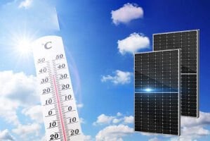 Güneş Panelleri Bulutlu ya da Yağmurlu Havada Çalışır mı?